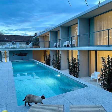 Le Pavillon M, Chambres D'Hotes De Luxe Avec Piscine & Spa グリニャン エクステリア 写真