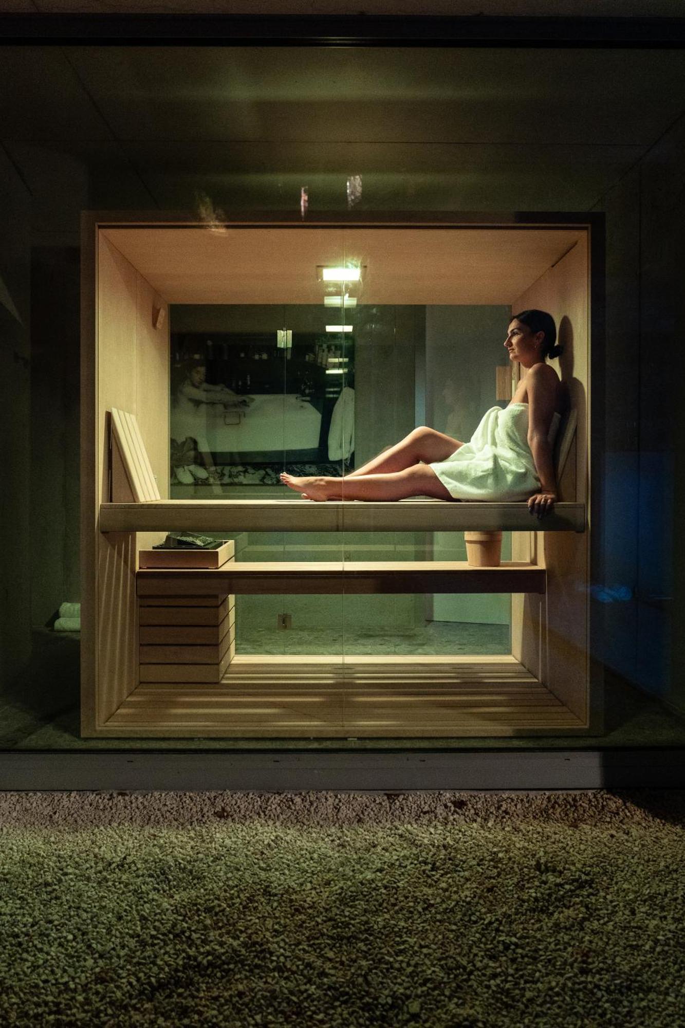 Le Pavillon M, Chambres D'Hotes De Luxe Avec Piscine & Spa グリニャン エクステリア 写真